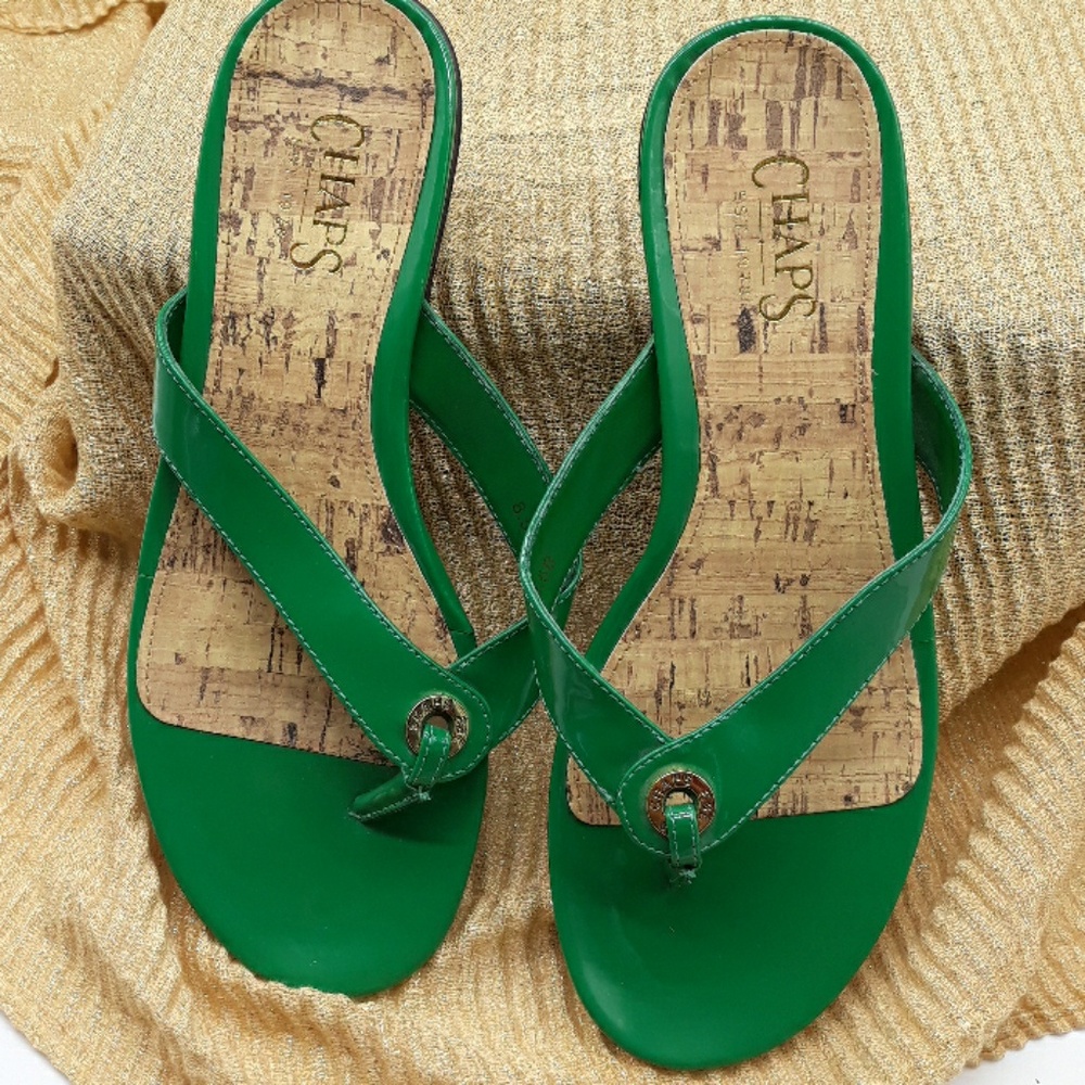 NWOT SANDALS - Picture 2 of 4